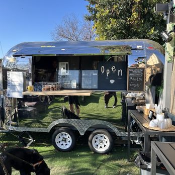 Kenz Coffee Bar - Exterior - Coffee & Tea Near Me - Los Gatos, California