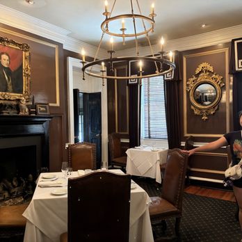 The Olde Pink House - Coffee & Tea Near Me - Savannah, Georgia