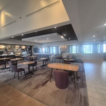 Courtyard by Marriott Poughkeepsie - Restaurant - Hotels Near Me - Poughkeepsie, New York
