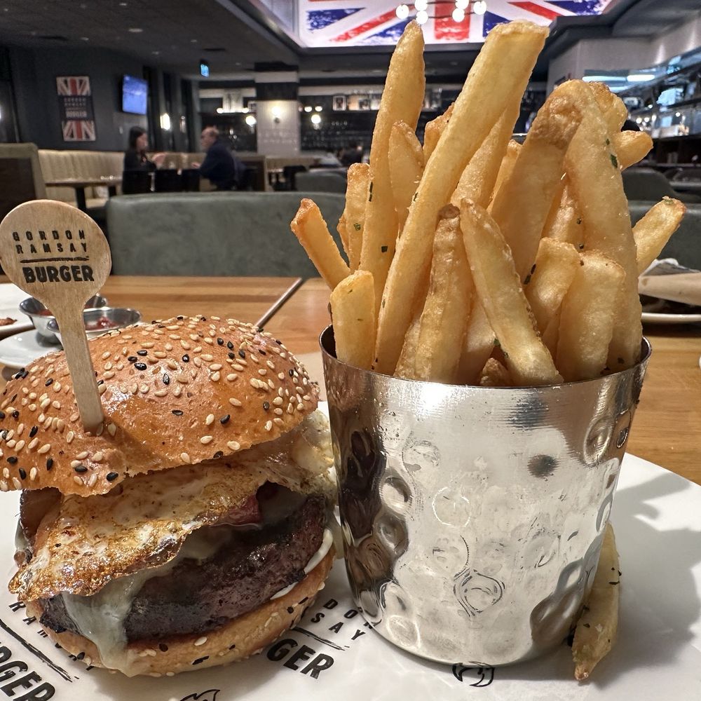 Gordon Ramsay Burger - FARMHOUSE BURGER - Burgers Near Me - Coquitlam, British Columbia Gordon Ramsay Burger - FARMHOUSE BURGER - Burgers Near Me - Coquitlam, British Columbia