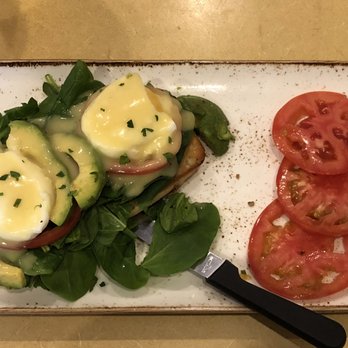 First Watch - Eggs Benedict Florentine with Tomato slices. - Breakfast & Brunch Near Me - Clearwater, Florida First Watch - Eggs Benedict Florentine with Tomato slices. - Breakfast & Brunch Near Me - Clearwater, Florida