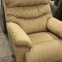 Outlet By La Z Boy - My Chair