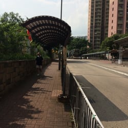 秀茂坪16號小巴總站