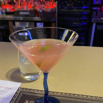 Strip Steakhouse - Cosmo - Steakhouses Near Me - Avon, Ohio