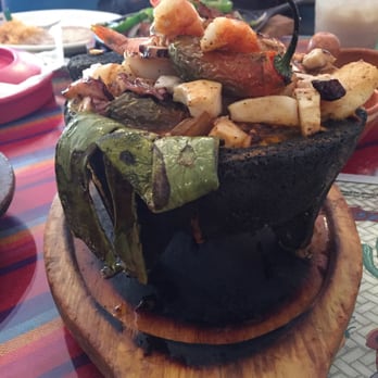 Los Eduardos Restaurant - Seafood molcajete! Delicious!! - Mexican Near Me - Long Beach, California Los Eduardos Restaurant - Seafood molcajete! Delicious!! - Mexican Near Me - Long Beach, California