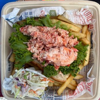 Blount Clam Shack on the Waterfront - Small Lobster Roll - Seafood Near Me - Warren, Rhode Island Blount Clam Shack on the Waterfront - Small Lobster Roll - Seafood Near Me - Warren, Rhode Island
