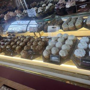 Photo of NoRA Cupcake Company - Middletown, CT, United States