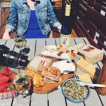 Chrysalis Vineyards - YUMMY!! - Wine Tasting Room Near Me - Middleburg, Virginia