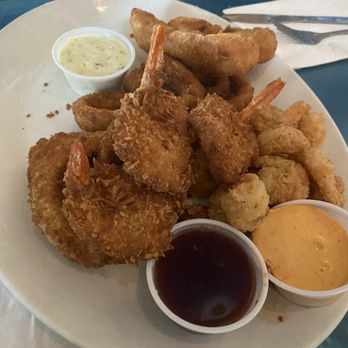 Margaritaville - Myrtle Beach - Seafood Platter - American Near Me - Myrtle Beach, South Carolina