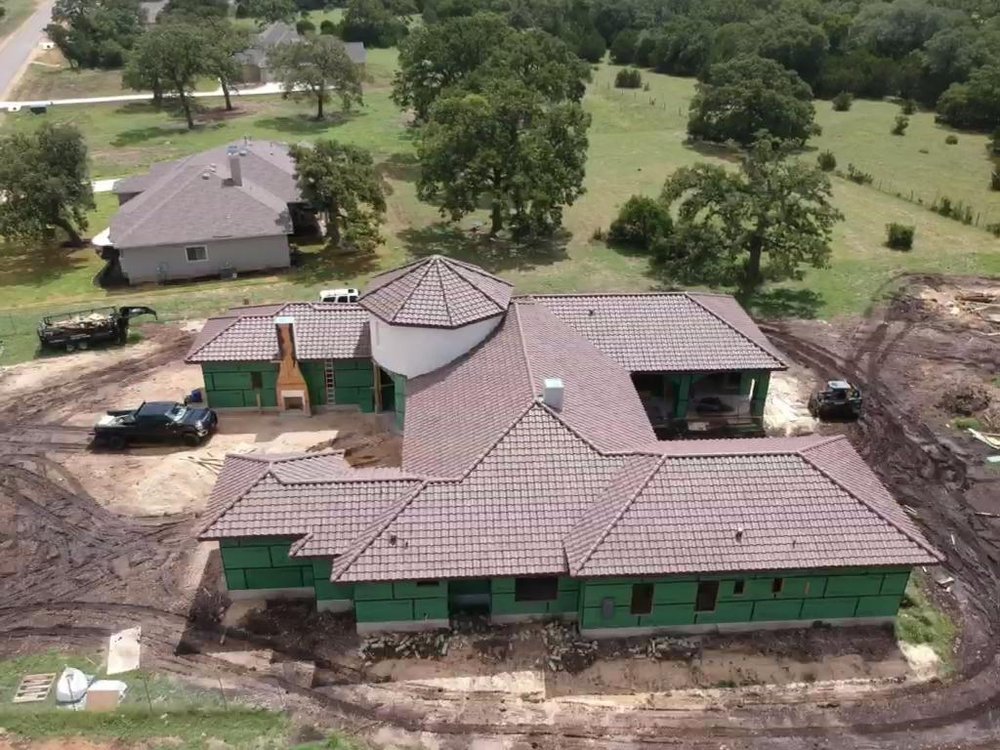 Slide of Bellum Roofing & Construction