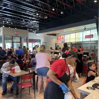 Panda Express - Fast service - Chinese Near Me - Lebec, California
