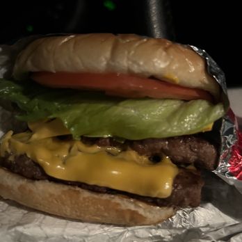 Wendy's - Dave's Double! - Burgers Near Me - Kailua, Hawaii Wendy's - Dave's Double! - Burgers Near Me - Kailua, Hawaii