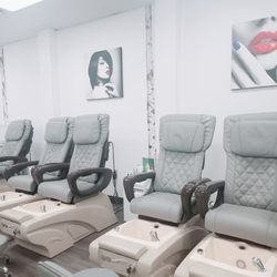 Regal Nails, Salon & Spa