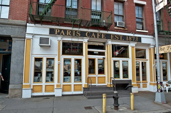 The Paris Café by null