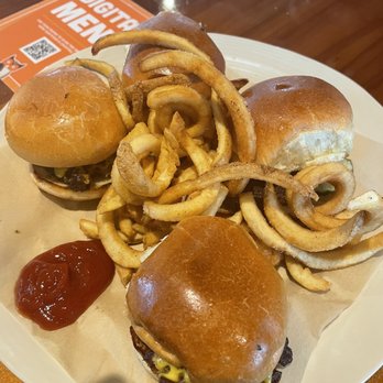 Hooters - The sliders you get four!!! - Chicken Wings Near Me - La Vista, Nebraska