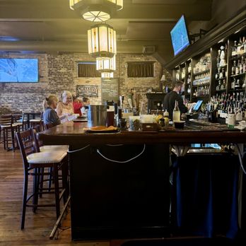 1913 Restaurant & Wine Bar - Bar - Bars Near Me - Roselle, Illinois