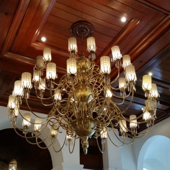 The Lobby Lounge - Lounges Near Me - Manila, NCR