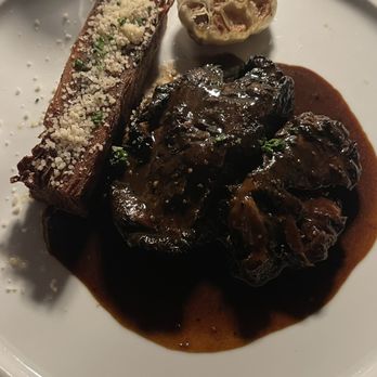 Crossroads Kitchen - GRILLED LION'S MANE STEAK - Vegan Near Me - Las Vegas, Nevada Crossroads Kitchen - GRILLED LION'S MANE STEAK - Vegan Near Me - Las Vegas, Nevada