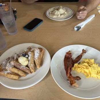 Joanna's Cafe - French Toast Breakfast - Breakfast & Brunch Near Me - Riverside, California