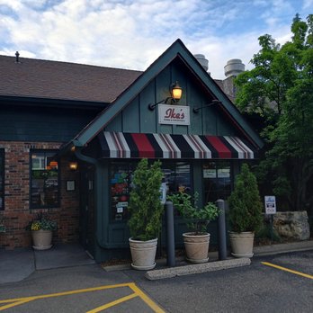 Ike's Minnetonka - Entrance - Steakhouses Near Me - Minnetonka, Minnesota