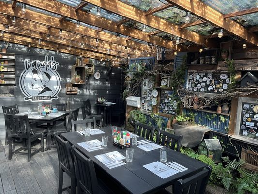 Wanda's Cafe + Bakery by null