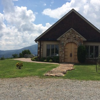 Valhalla Vineyards - Wineries Near Me - Roanoke, Virginia