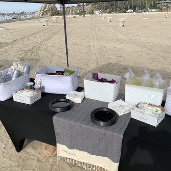 Beach Bros Sharing - Lemonade stand - Beach Equipment Rentals Near Me - Costa Mesa, California
