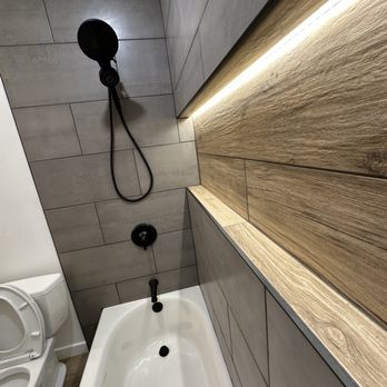 Corbisez Custom Homes - LED lights in the niche' shelf. Custom shower remodel. - General Contractors Near Me - El Cajon, California Corbisez Custom Homes - LED lights in the niche' shelf. Custom shower remodel. - General Contractors Near Me - El Cajon, California