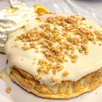 Aloha Kitchen - Coconut Soufflé Pancake - Breakfast & Brunch Near Me - Honolulu, Hawaii