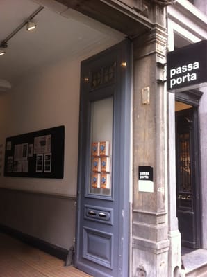 Passa Porta Bookshop by null