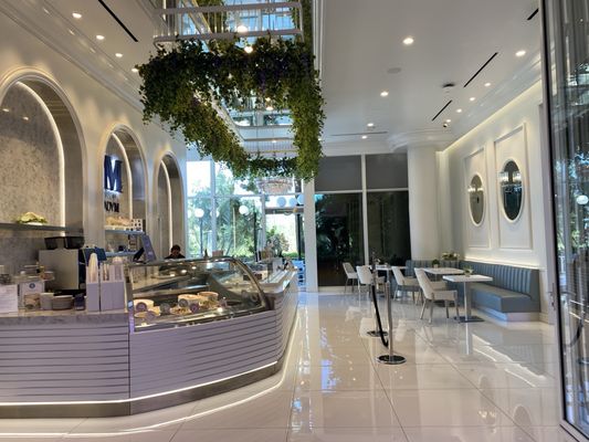 Lady M Cake Boutique - Las Vegas by null