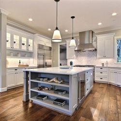 Kitchen Studio by United Wholesale Supply Inc - Mercer Island Kitchen