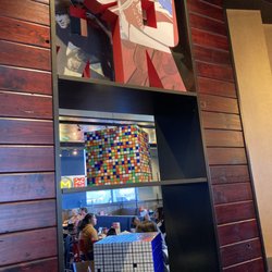 Red Robin Gourmet Burgers and Brews
