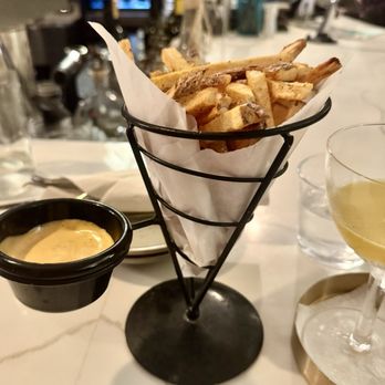 Bottle Stop Wine Bar - Fries - honestly very good, just our entrees were so good these were overshadowed - Wine Bars Near Me - Occoquan, Virginia