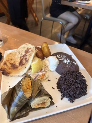 Gloria's Latin Cuisine by null