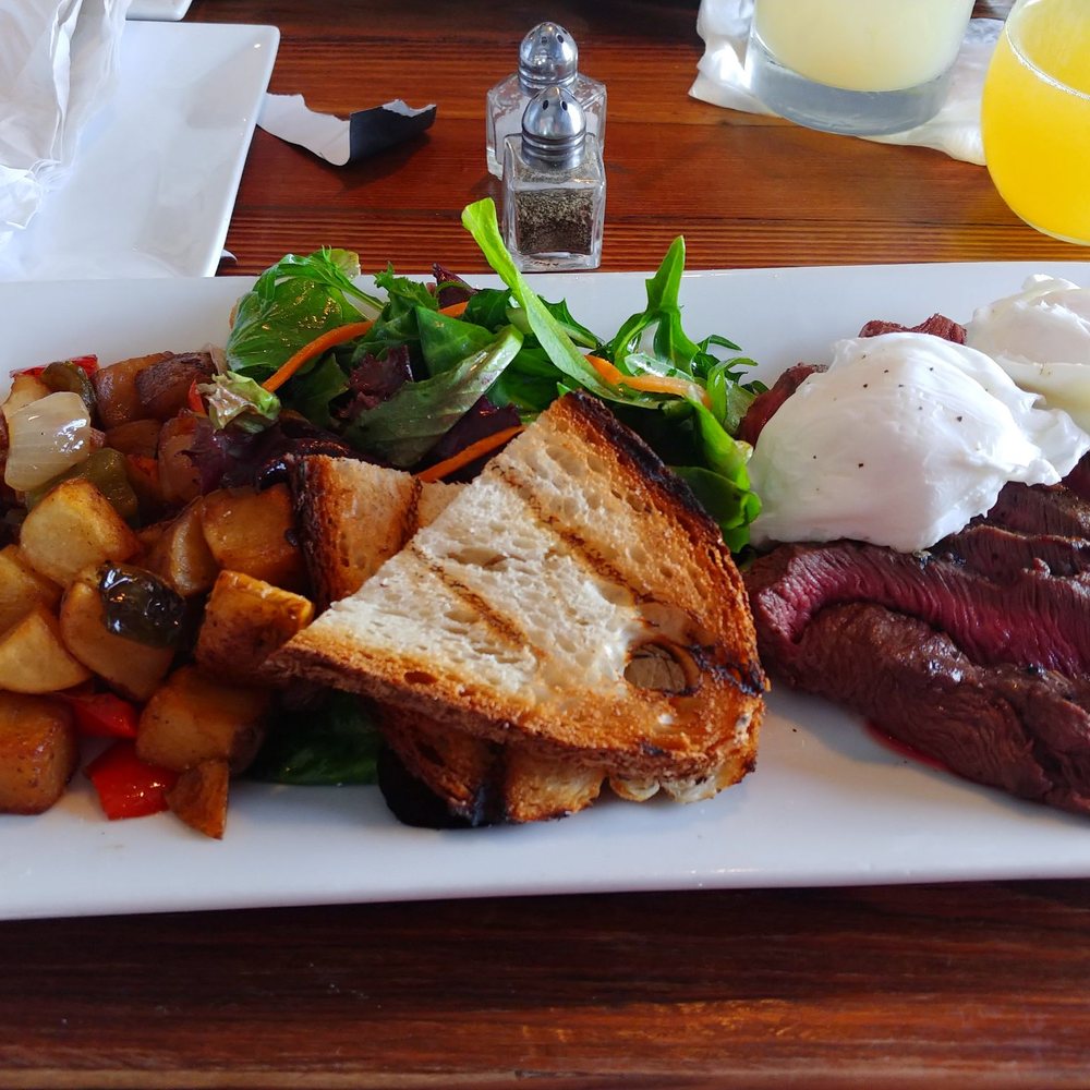 Gantry Bar & Kitchen - Steak and eggs - New American Near Me - Long Island City, New York