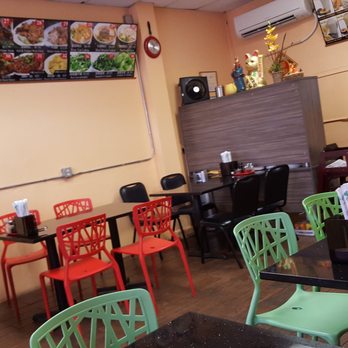 Papa's Cafe - Come early; there isn't a lot of seating. - Cantonese Near Me - Honolulu, Hawaii Papa's Cafe - Come early; there isn't a lot of seating. - Cantonese Near Me - Honolulu, Hawaii