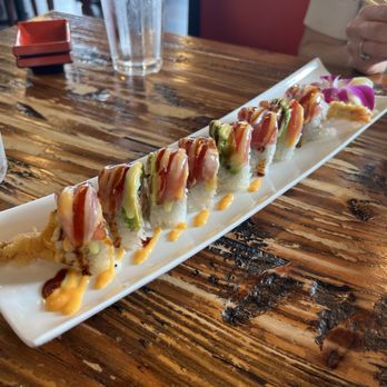 Sushi Boat - Yummy Roll - Sushi Bars Near Me - Saint Charles, Missouri