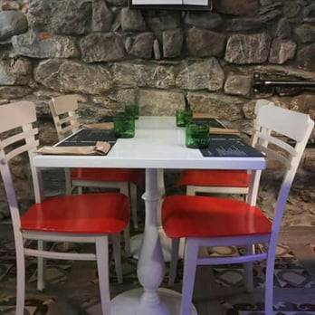 Pae Veciu - Cocktail Bars Near Me - Monterosso Al Mare, SP Pae Veciu - Cocktail Bars Near Me - Monterosso Al Mare, SP