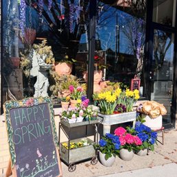 Outside of boutique Outside of boutique