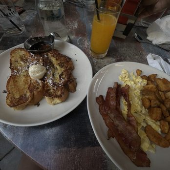 Blueberry's Grill - Regular French toast - Breakfast & Brunch Near Me - Myrtle Beach, South Carolina Blueberry's Grill - Regular French toast - Breakfast & Brunch Near Me - Myrtle Beach, South Carolina