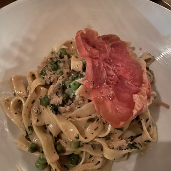 Plate - Crab pasta - American Near Me - Stowe, Vermont Plate - Crab pasta - American Near Me - Stowe, Vermont