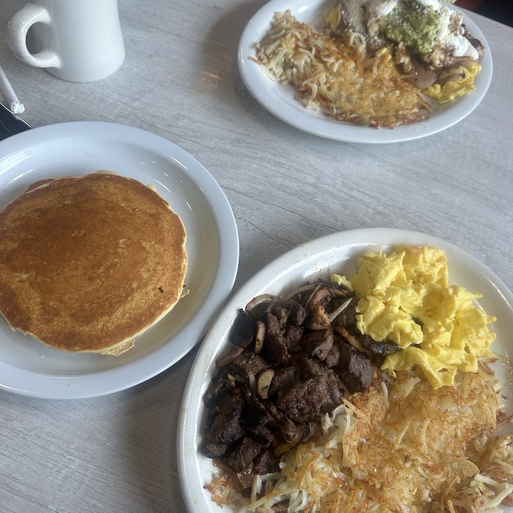 Loaded Cafe - Long Beach - Loaded Steak & Eggs Pancake Chicken Guacamole Stacker - American Near Me - Long Beach, California Loaded Cafe - Long Beach - Loaded Steak & Eggs Pancake Chicken Guacamole Stacker - American Near Me - Long Beach, California