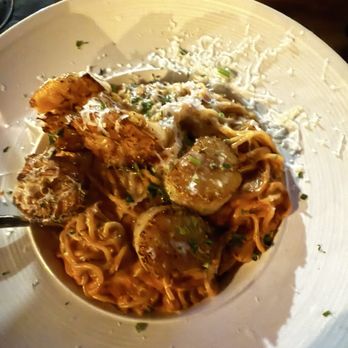Di Prinzio's Kitchen - Cocktail Bars Near Me - Clayton, New York
