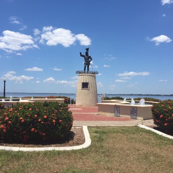 Gilchrist Park - Ponce De Leon - Parks Near Me - Punta Gorda, Florida