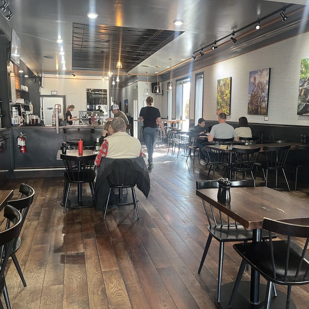 Black Fork Bistro - Salad Near Me - Loudonville, Ohio