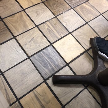 Dairy Queen Grill & Chill - Where water dropped - Ice Cream & Frozen Yogurt Near Me - Rayland, Ohio