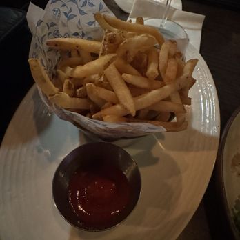 Earls Kitchen + Bar - Fries - New American Near Me - Miami, Florida Earls Kitchen + Bar - Fries - New American Near Me - Miami, Florida