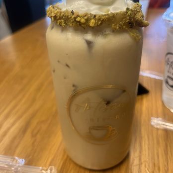 Artisan Bistro - Pistachio Coffee - Coffee & Tea Near Me - Clarksville, Tennessee