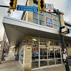 ALDI - Exterior of store